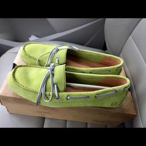 NIB Born Suede Theona Driving Loafers Size 7.5M